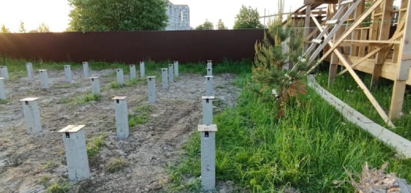 Фундамент на забивных ЖБ сваях