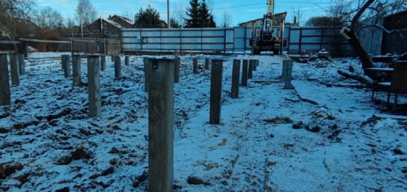 Фундамент на забивных ЖБ сваях